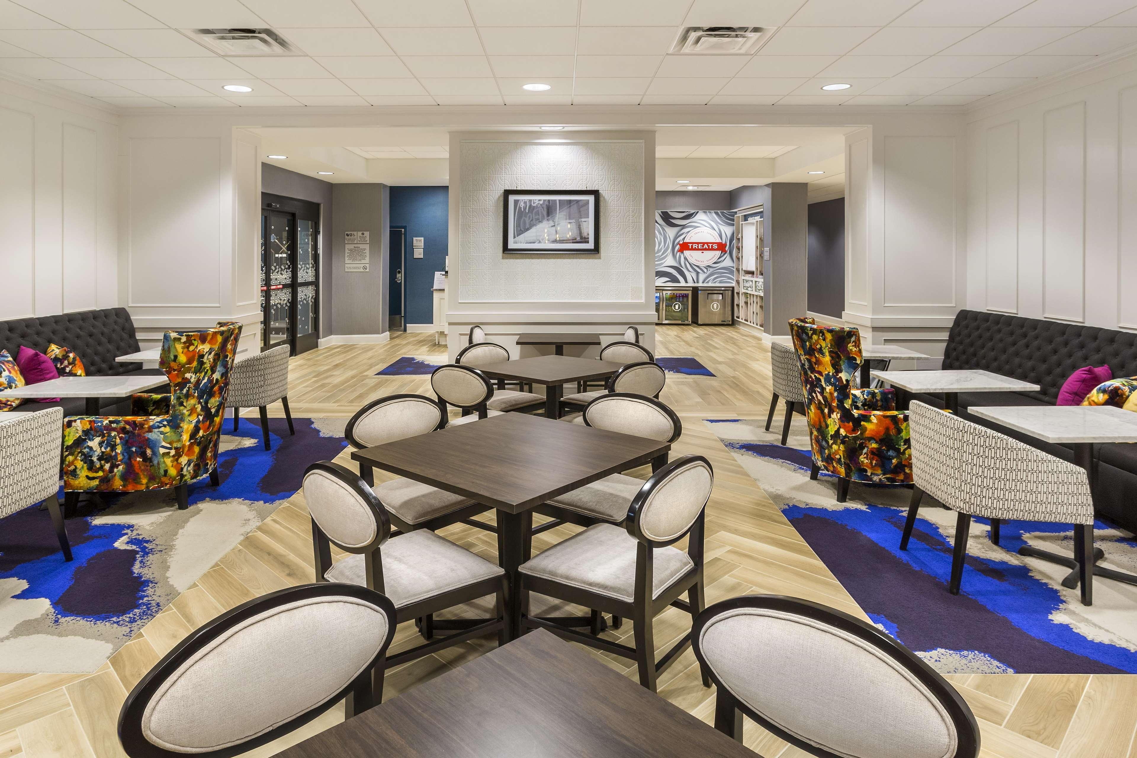 Hampton Inn & Suites Newport/Cincinnati, Ky Ngoại thất bức ảnh