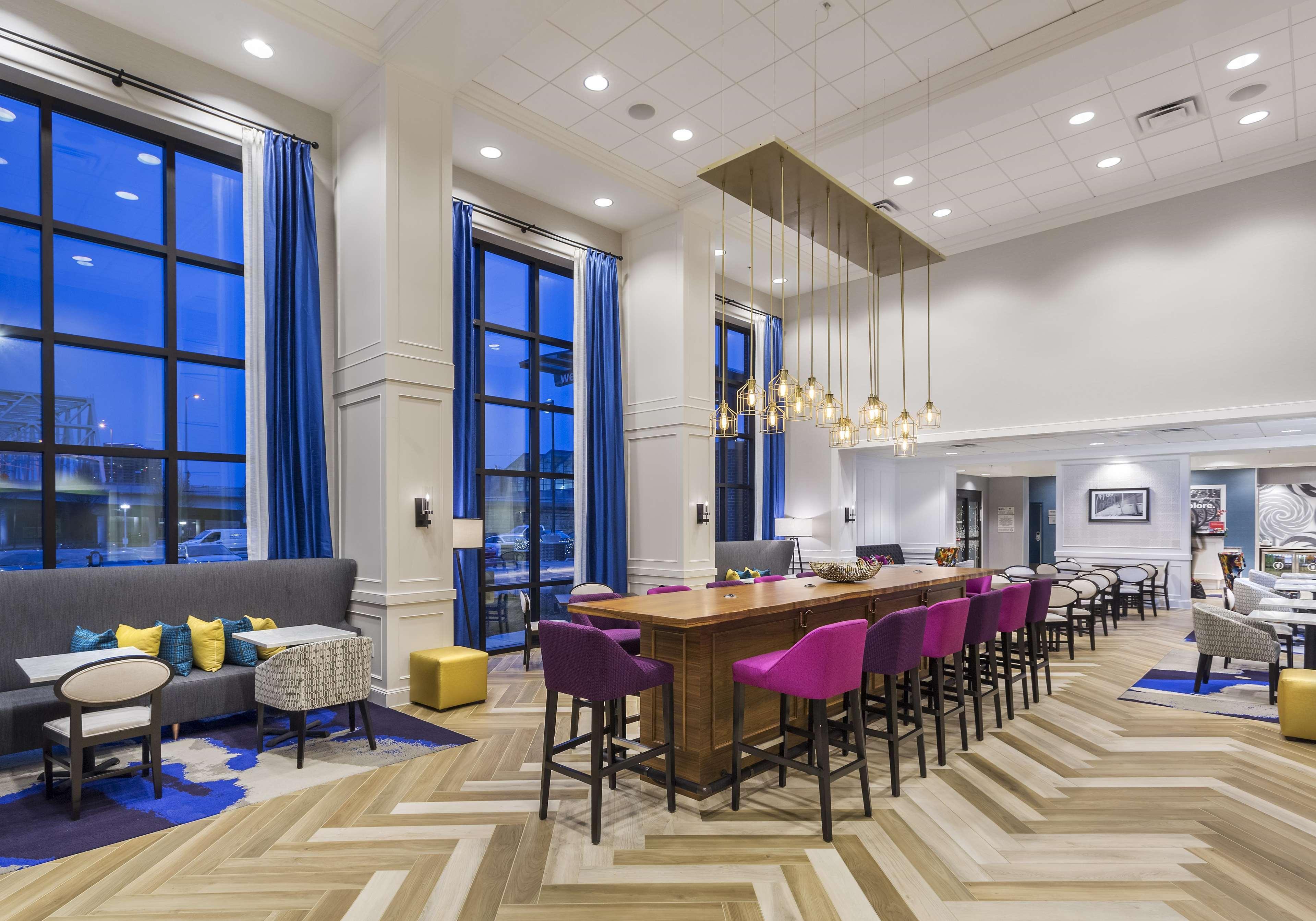 Hampton Inn & Suites Newport/Cincinnati, Ky Ngoại thất bức ảnh