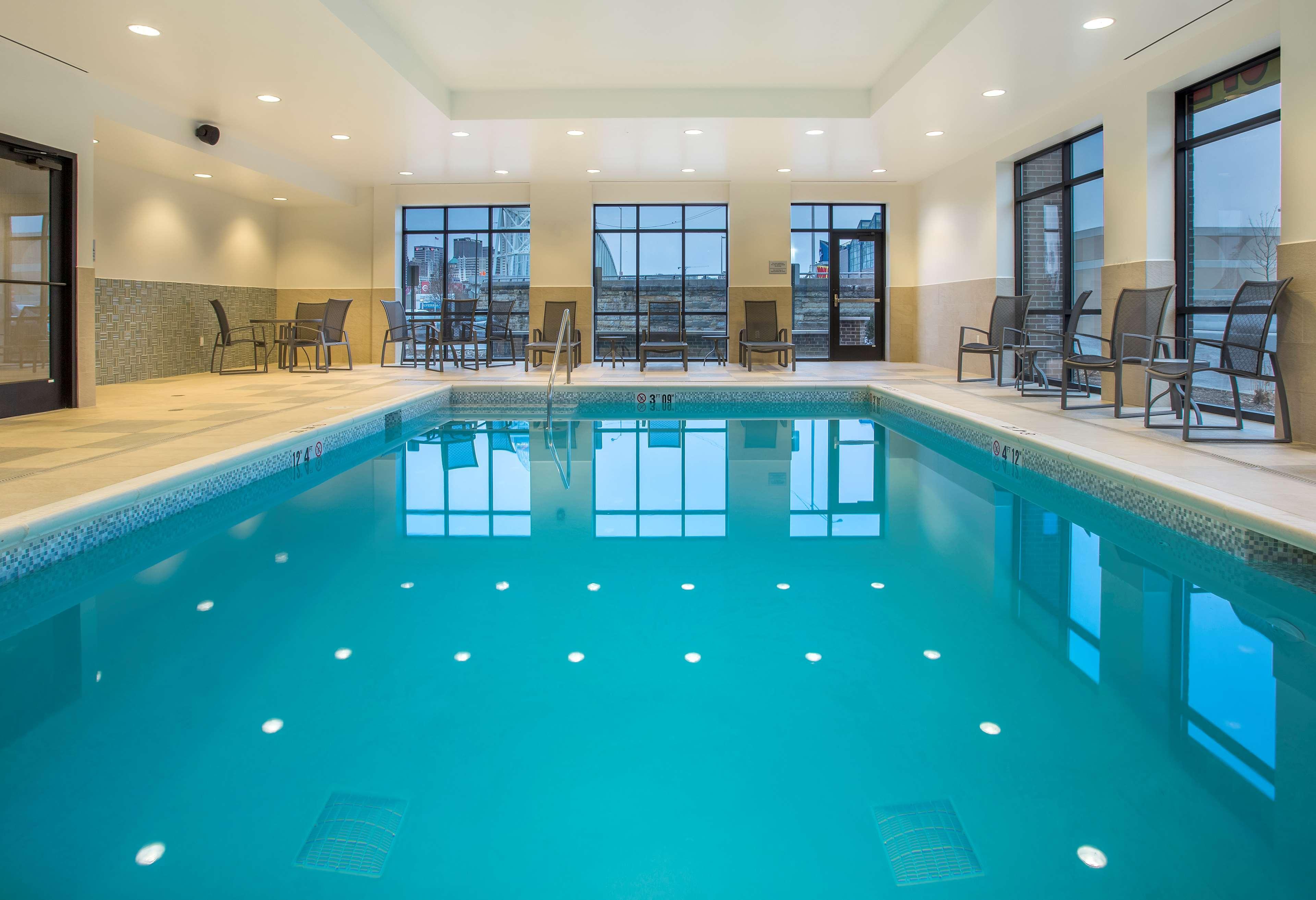 Hampton Inn & Suites Newport/Cincinnati, Ky Ngoại thất bức ảnh