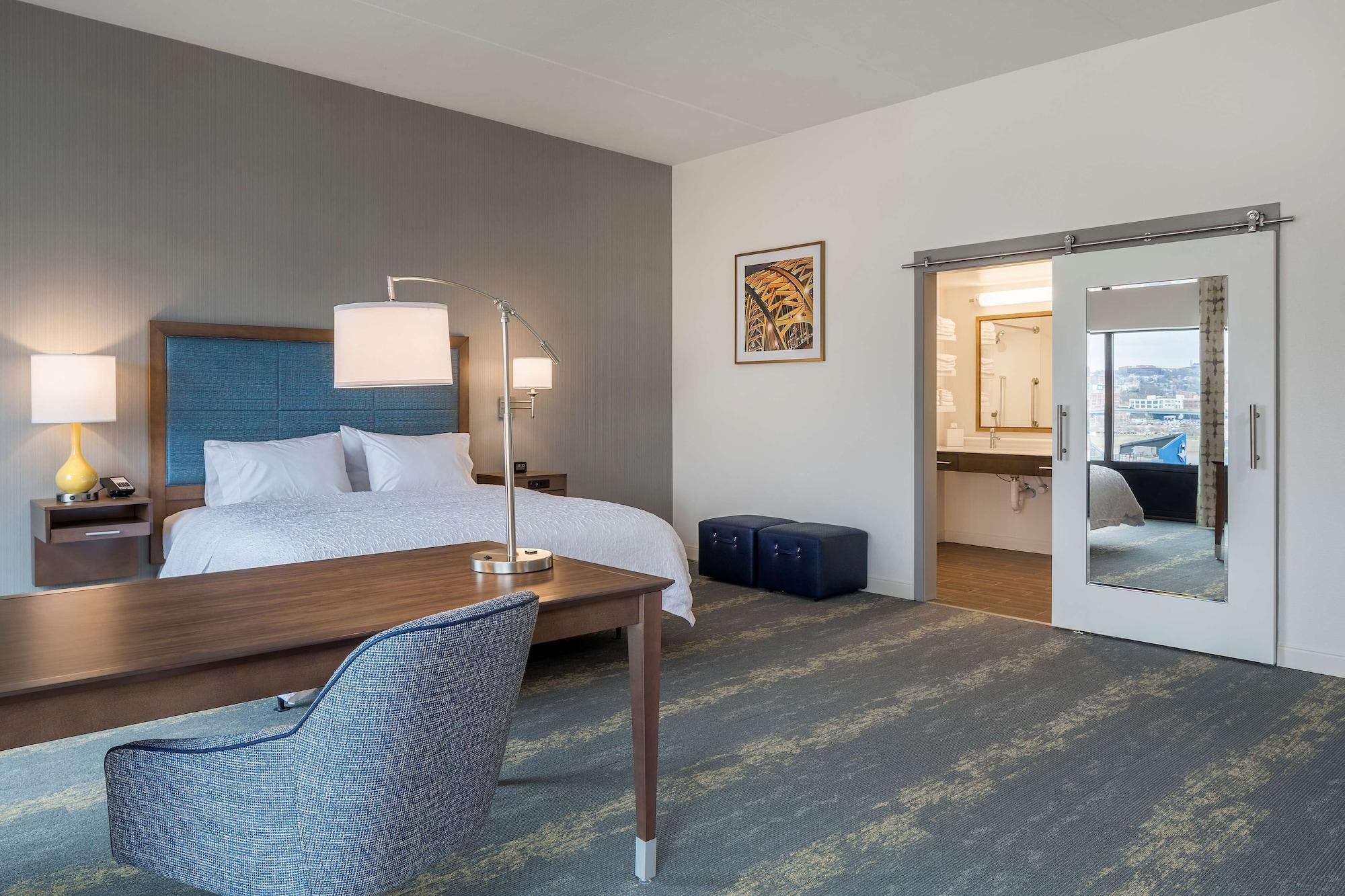 Hampton Inn & Suites Newport/Cincinnati, Ky Ngoại thất bức ảnh