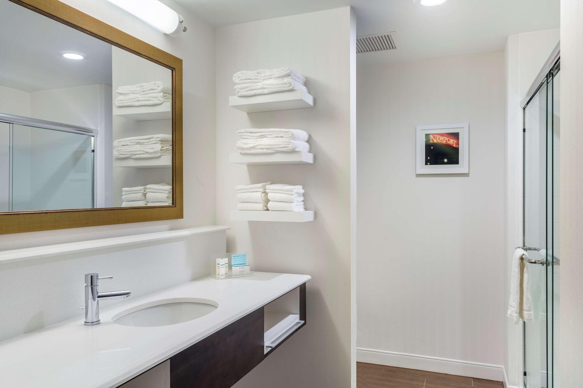 Hampton Inn & Suites Newport/Cincinnati, Ky Ngoại thất bức ảnh