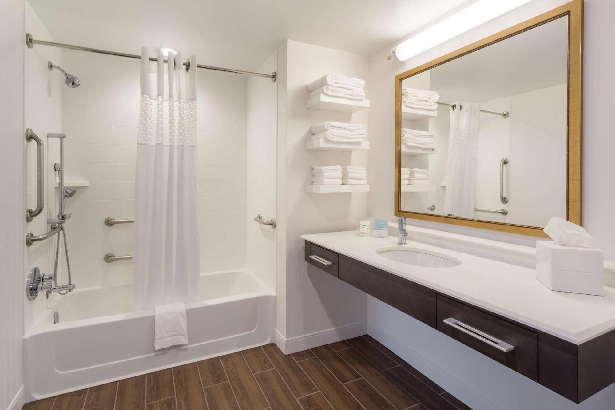 Hampton Inn & Suites Newport/Cincinnati, Ky Ngoại thất bức ảnh